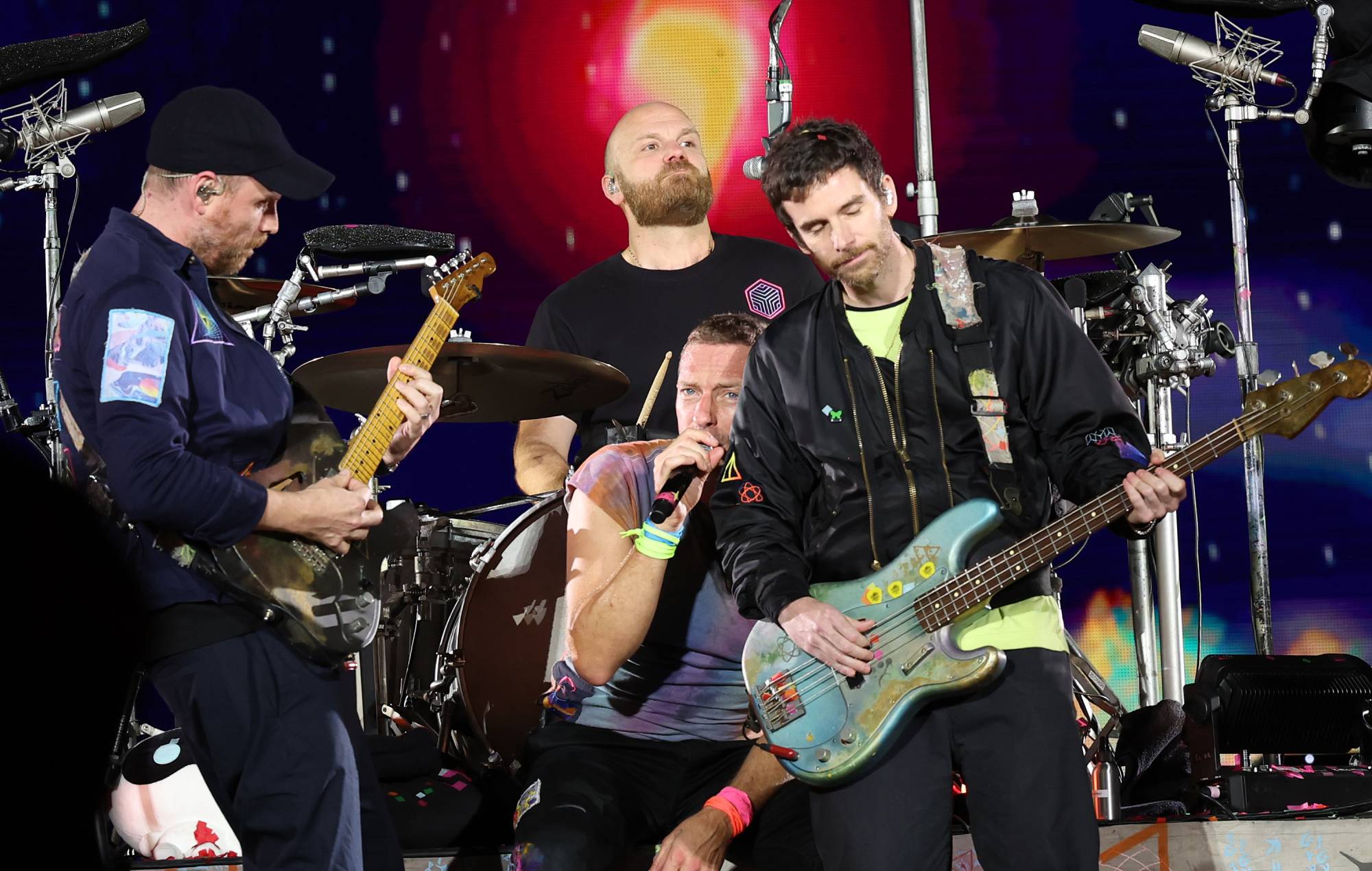 Coldplay падаюць у суд супраць былога мэнэджэра Дэйва Холмса больш за 14 мільёнаў фунтаў стэрлінгаў