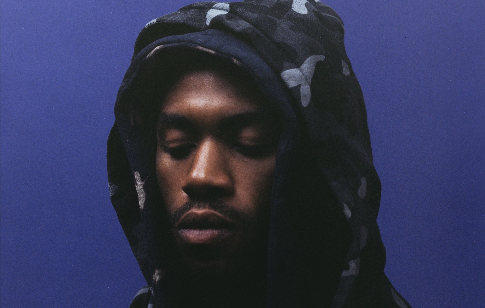 Кевін Абстракт дзеліцца новым сінглам "Madonna", які падымае настрой