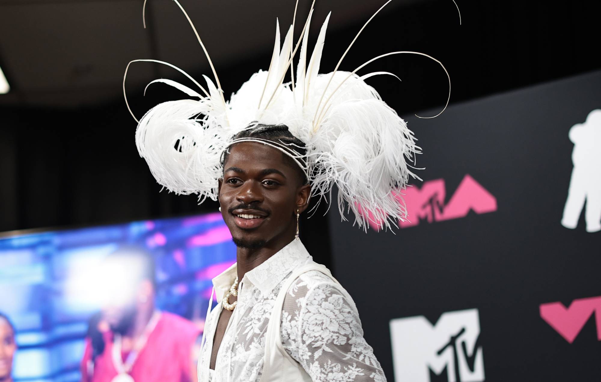 Lil Nas X дражніць будучае самастойнае музычнае відэа для новай эры