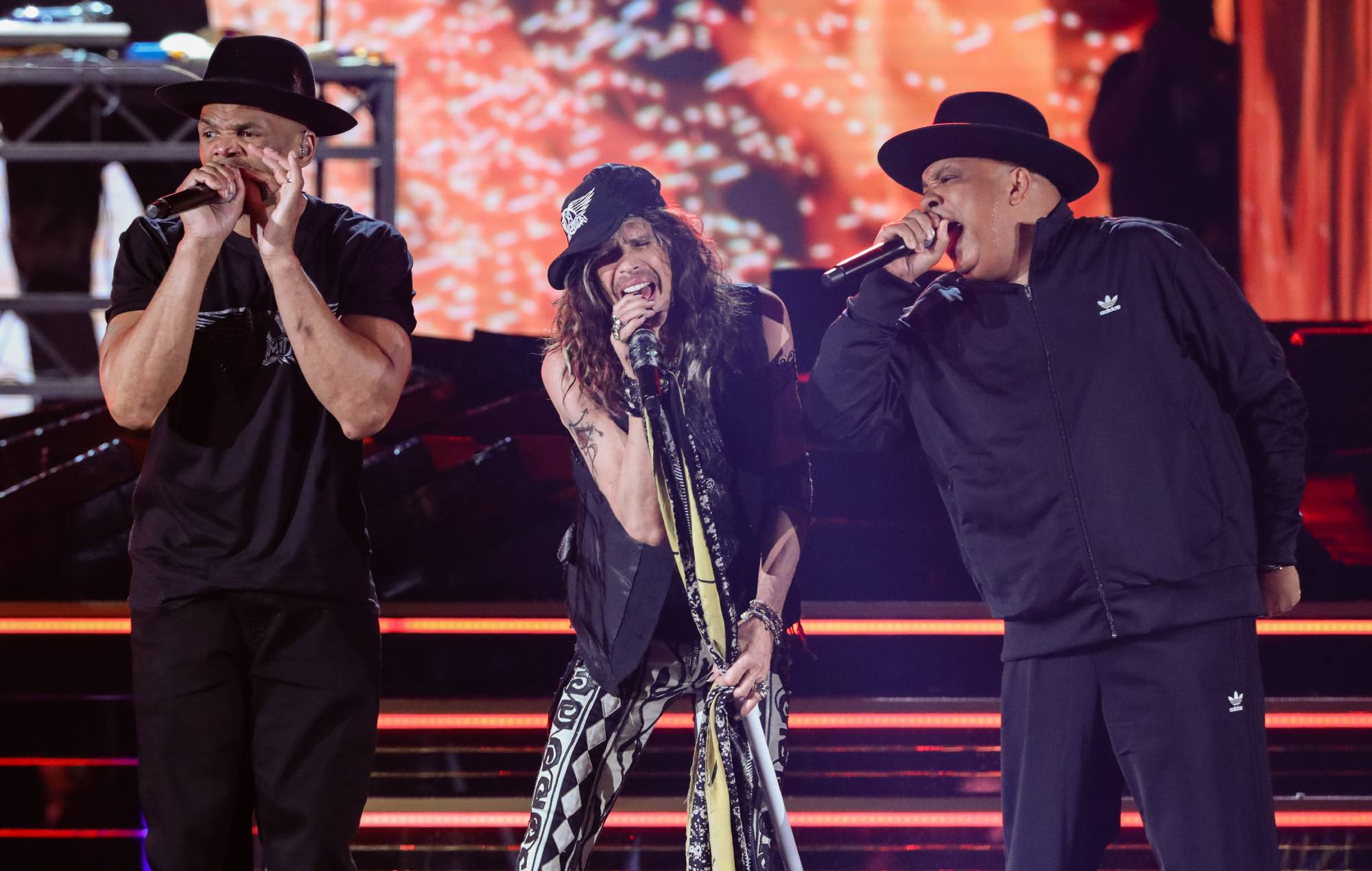 Run-DMC думаў, што "Walk This Way" разбурыць іх кар'еру