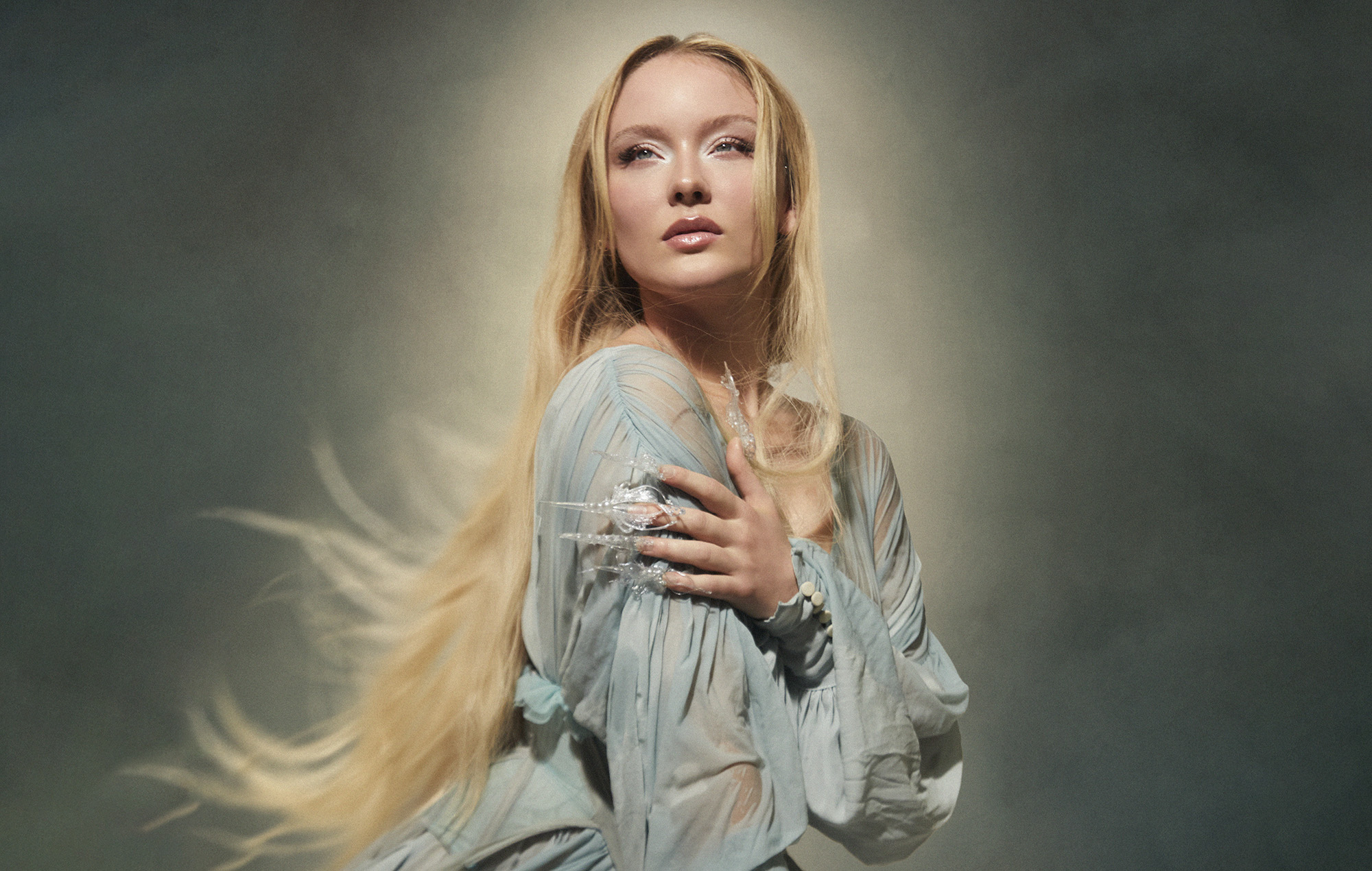 «Чакаецца, што поп-дзяўчыны пастаянна адкрываюць сябе»