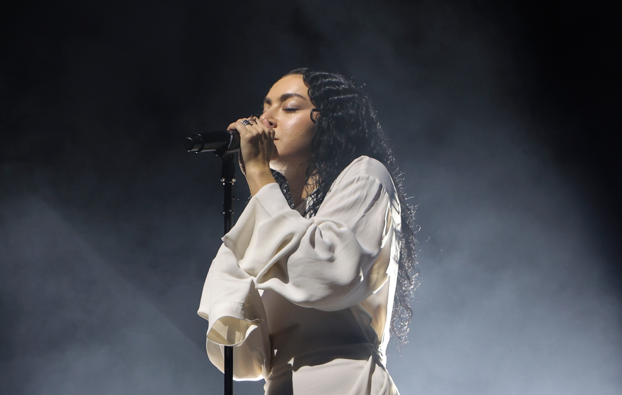 Charli XCX анансуе канцэрты "Brat" і "PARTYGIRL" у Вялікабрытаніі, Еўропе, ЗША і Паўднёвай Амерыцы