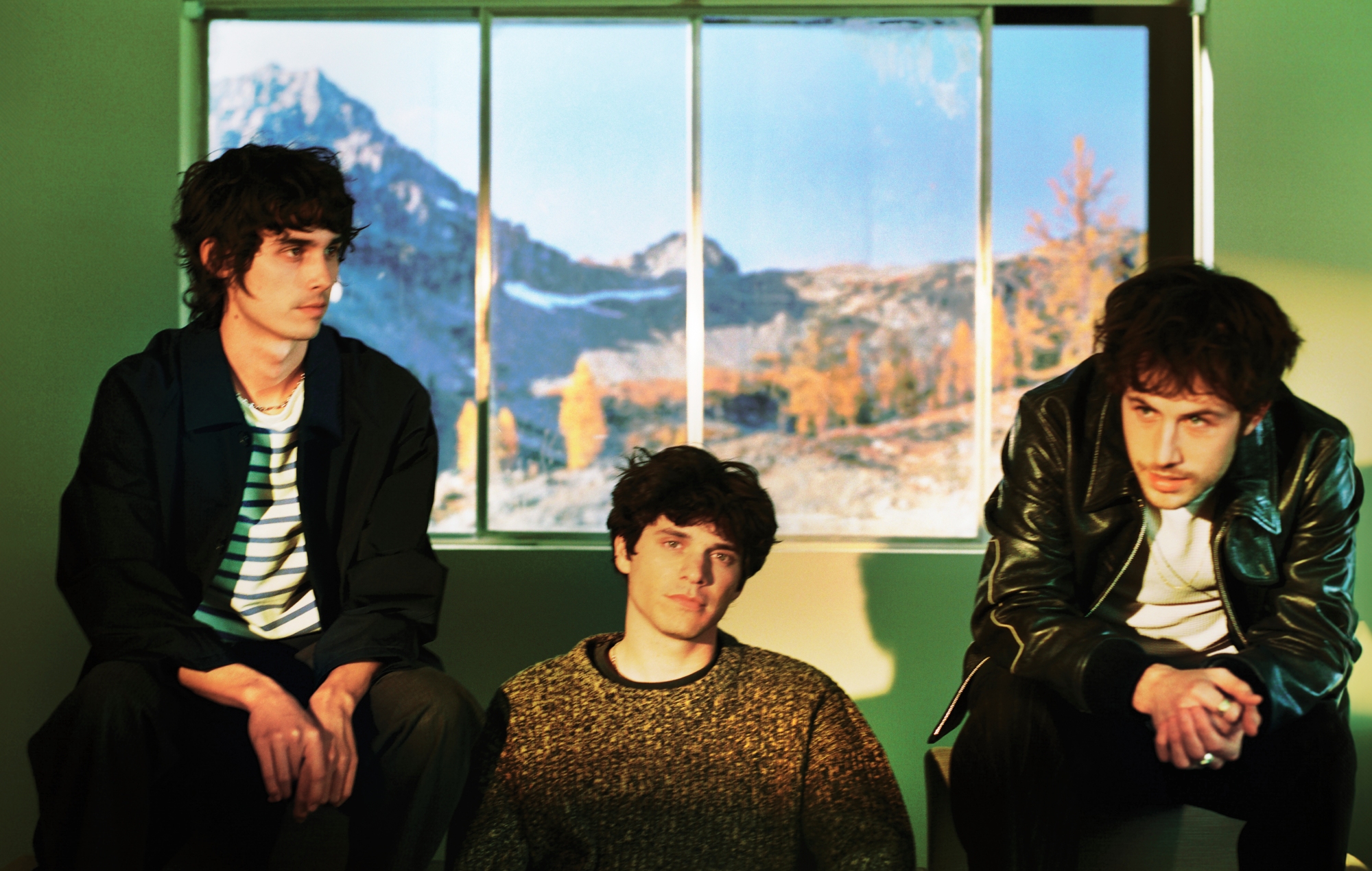 Wallows падзяліліся новым сінглам "Calling After Me" і раскрылі спіс песень "Model"