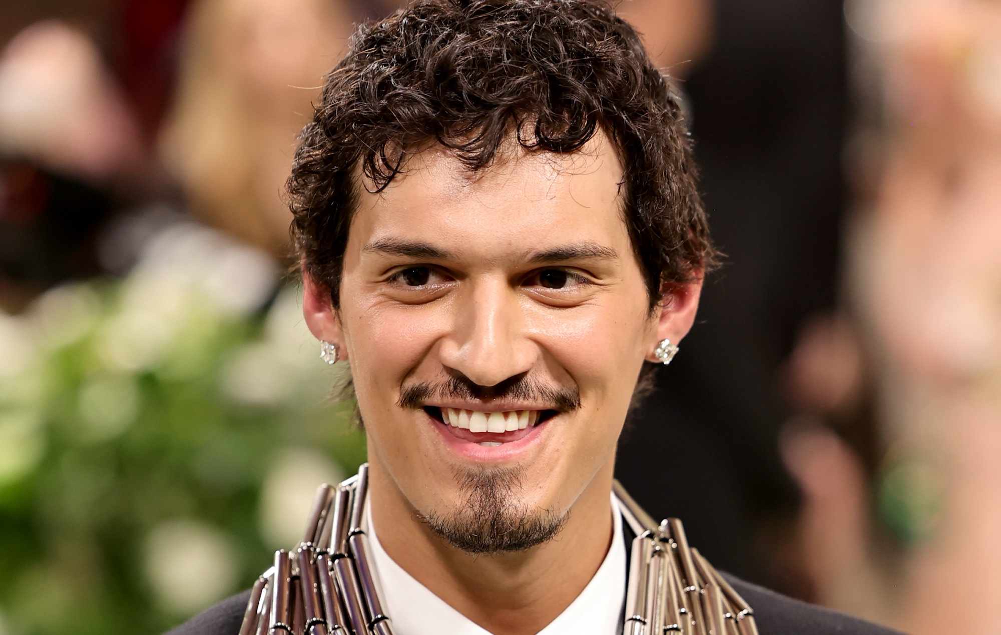 Амар Апалон дэбютуе ў фільме Лукі Гуаданьіна "Queer"