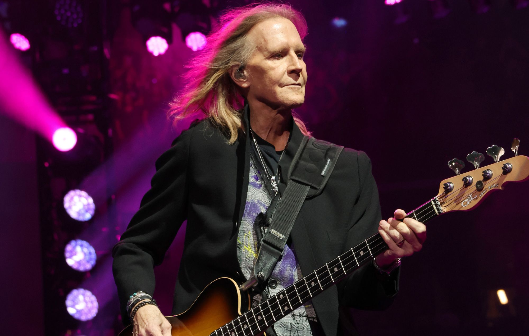 Том Гамільтан з Aerosmith анансуе першае выступленне з новым гуртом