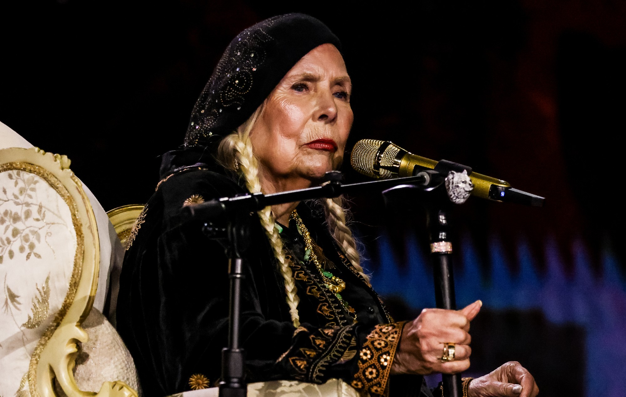 Джоні Мітчэл раскрывае рарытэты на канцэрце Joni Jam у Лос-Анджэлесе
