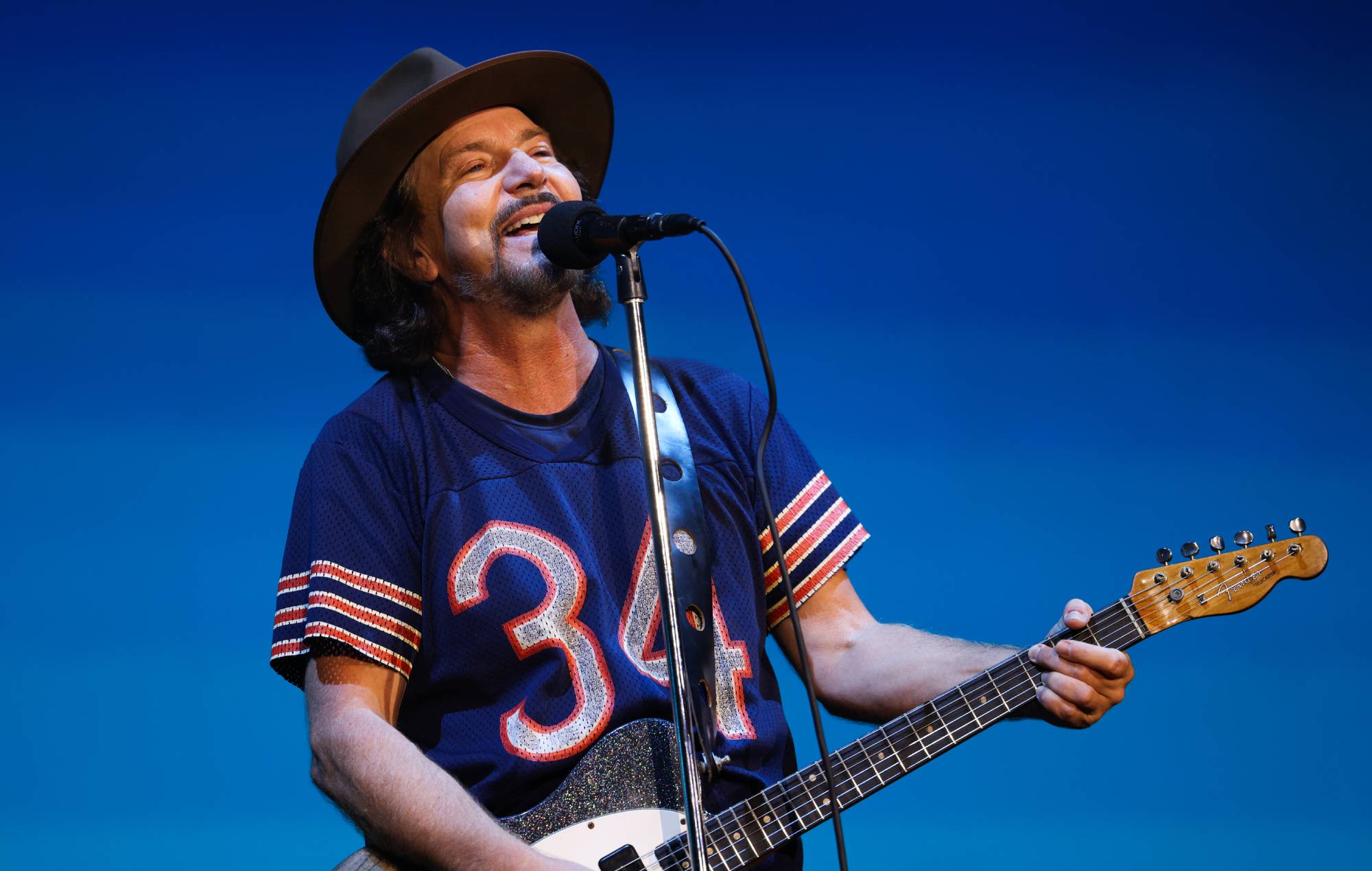Упершыню за дзесяцігоддзе Pearl Jam кавер-версія "Hunger Strike" Temple Of The Dog