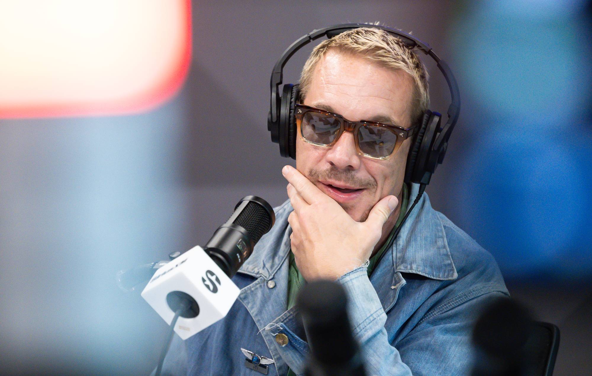 Суддзя пастанавіў, што абвінаваўца ў порна-помсце Diplo павінен раскрыць імя, каб падаць у суд