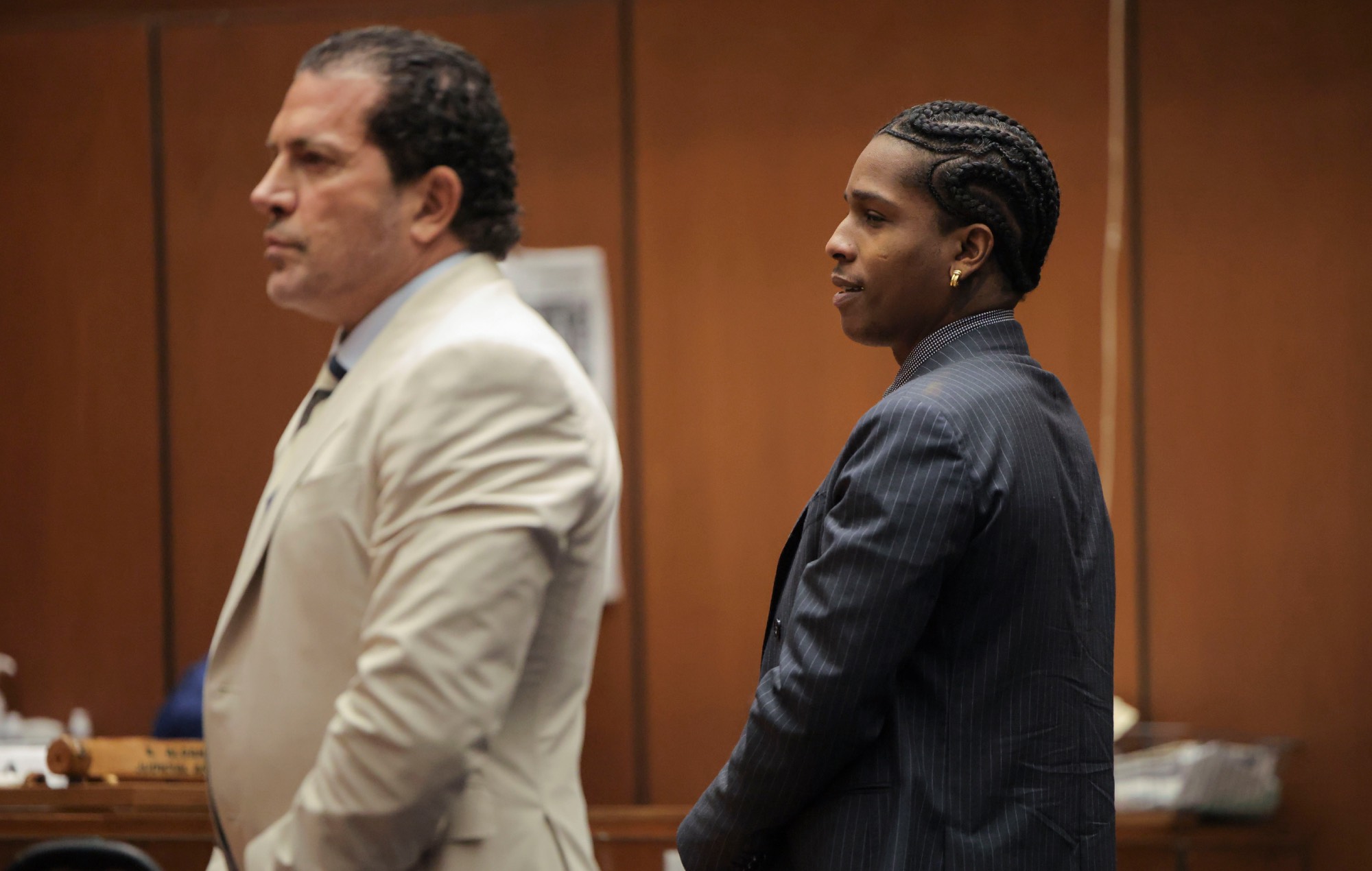 A $ AP Rocky жартам прымушае адваката ў $ AP Mob, які не быў вінаваты ў прысудзе