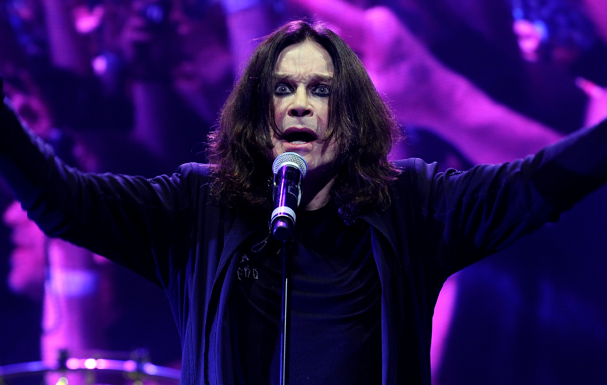 Канцэртны фільм Black Sabbath 2013 "Live ... сабраны ў іх масе", які трансляваўся бясплатна на YouTube
