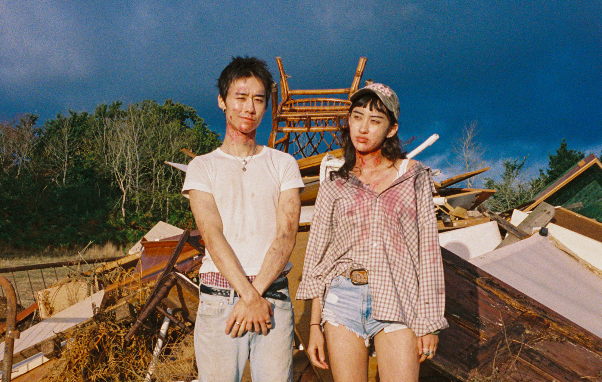 Esme Emerson - "Агляд" Applesauce ": упэўнены і гуллівы