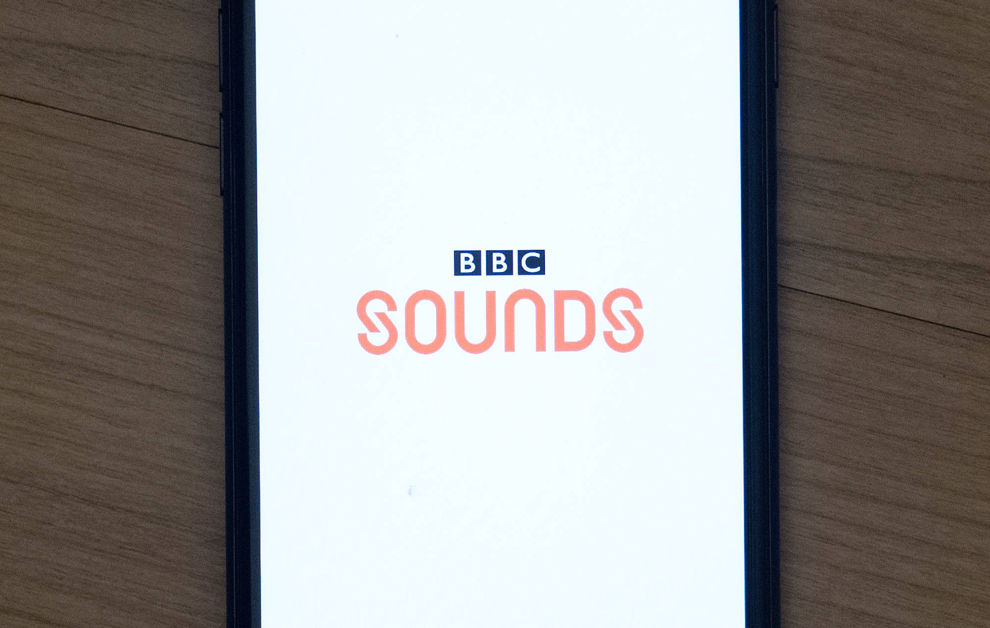 BBC затрымлівае планы заблакаваць доступ да гукаў BBC на міжнародным узроўні