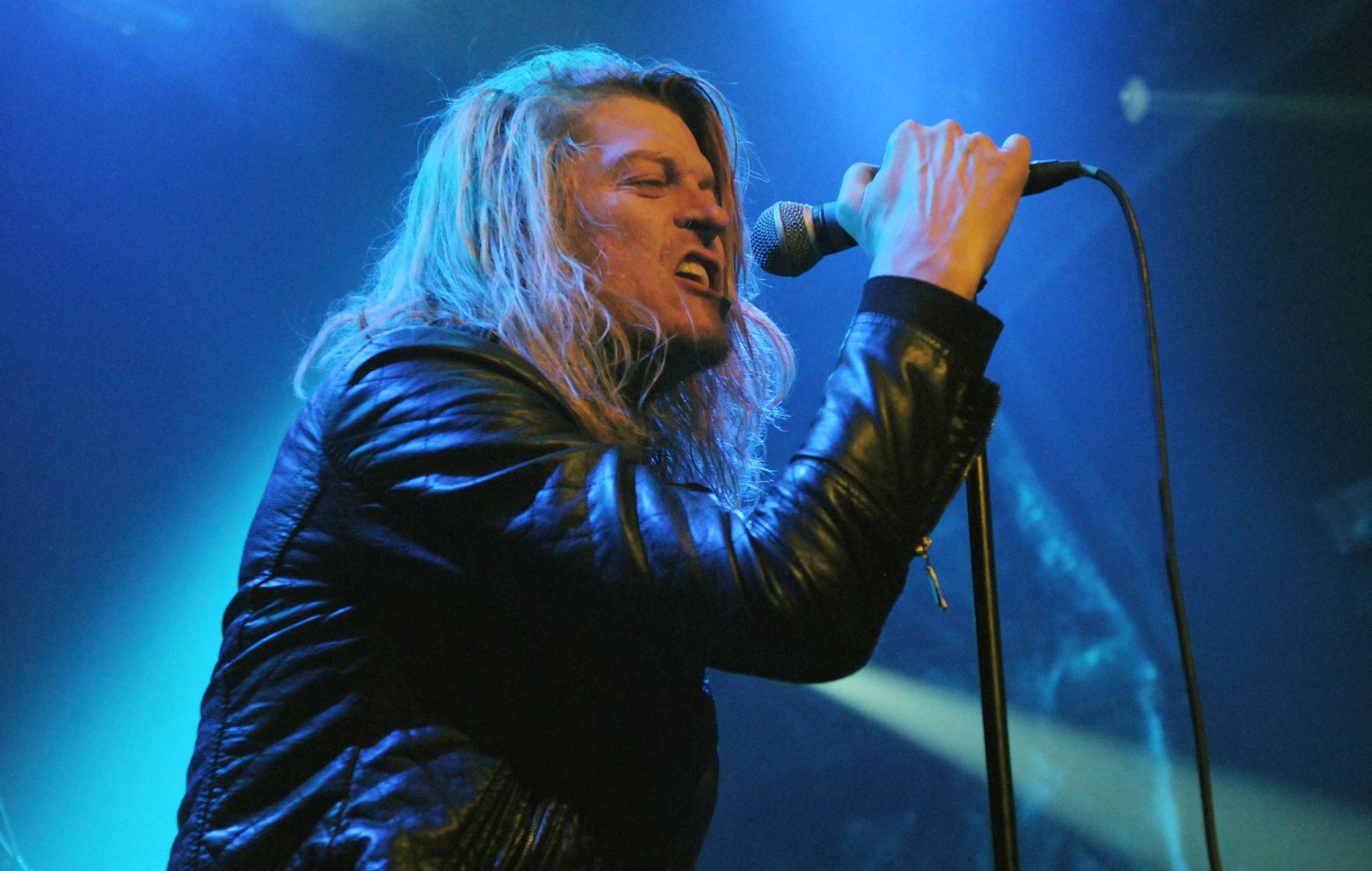 Puddle of Mudd абвясціце аб новым альбоме "Kiss the Machine" і падзяліцеся адзінкавым "Beautumous"