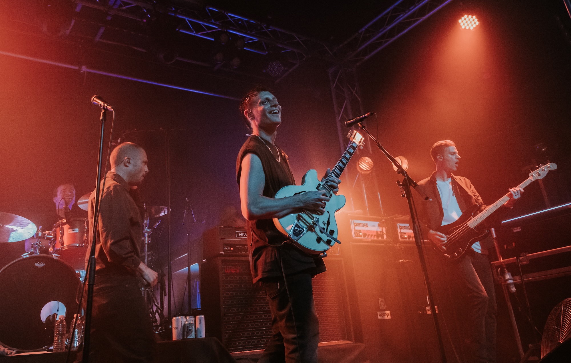 MacCabees робіць доўгачаканае жывое вяртанне з інтымнай лонданскай дабрачыннай арганізацыяй