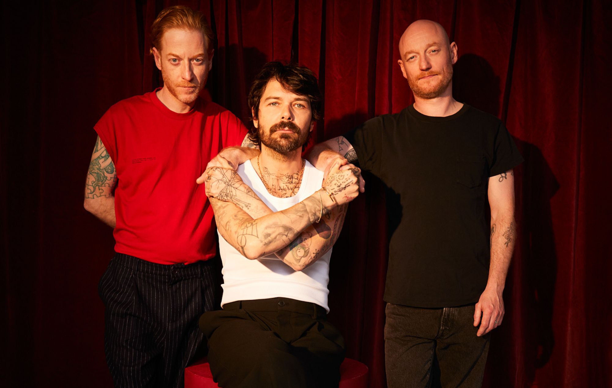 Biffy Clyro абвяшчае новы альбом "Futique" наперадзе велізарнага слота Glastonbury