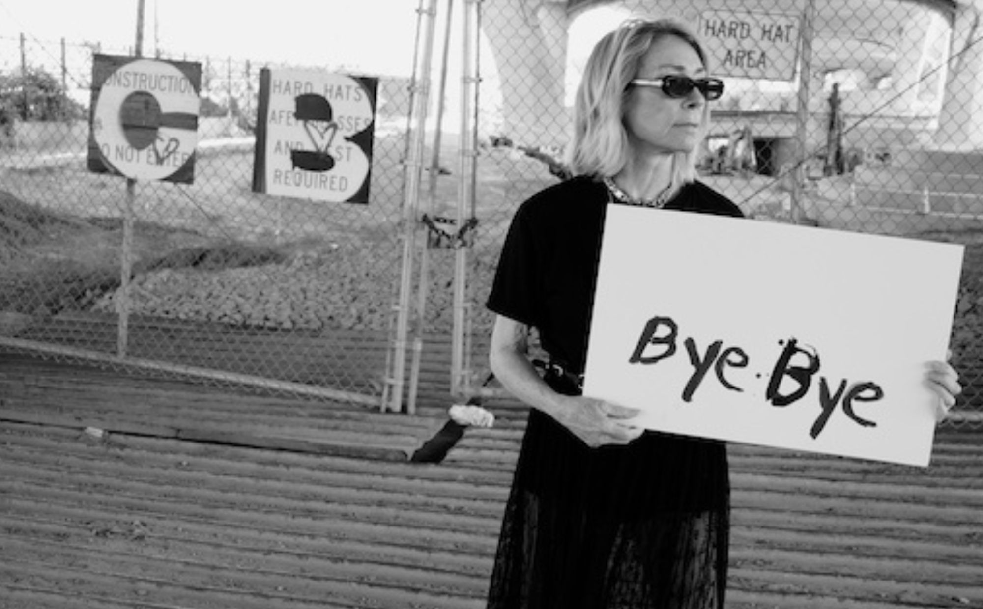 Кім Гордан дзеліцца "Да пабачэння, 25!" са словамі, забароненымі Дональдам Трампам