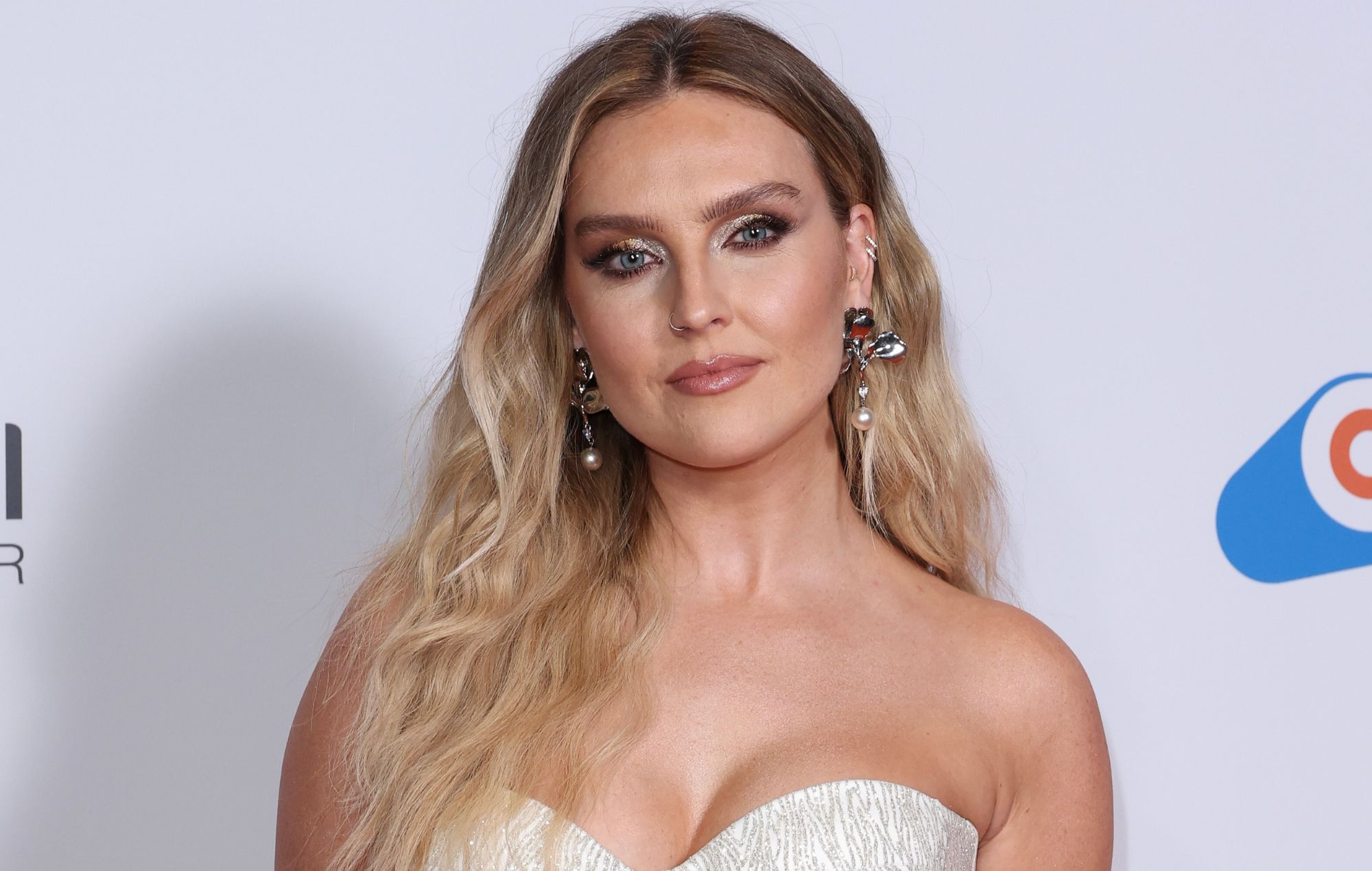 Perrie Edwards Little Mix кажа, што траўма пакінула яе "крушэнне" пасля страты дзіцяці на 24 тыдні