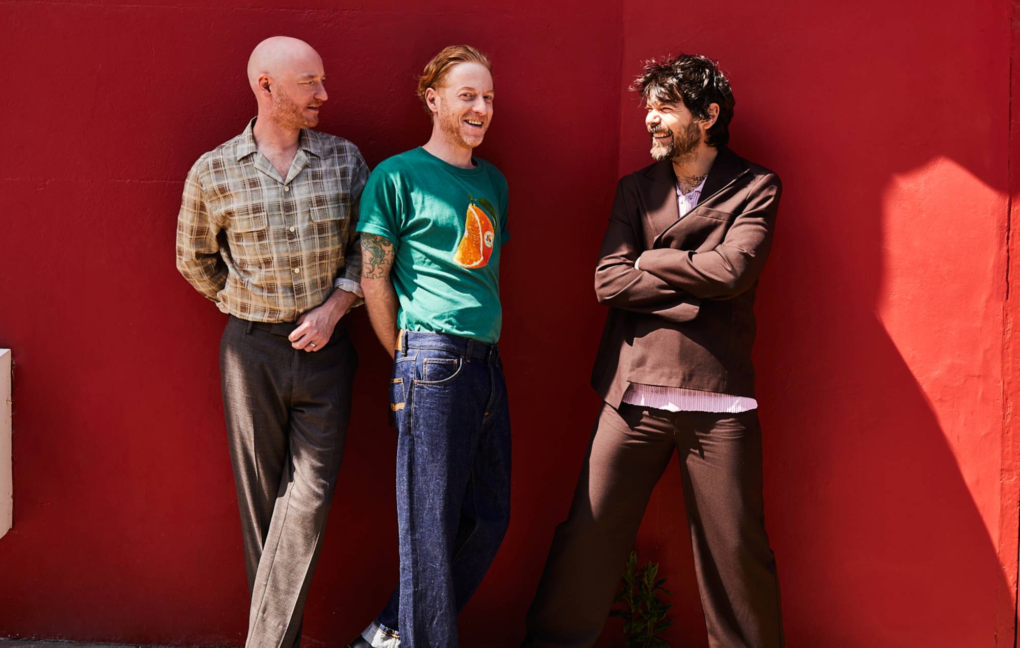 Дата выхаду Biffy Clyro Move і абвясціце пра інтымную акустычную экскурсію ў Вялікабрытаніі, каб запусціць новы альбом "Futique"