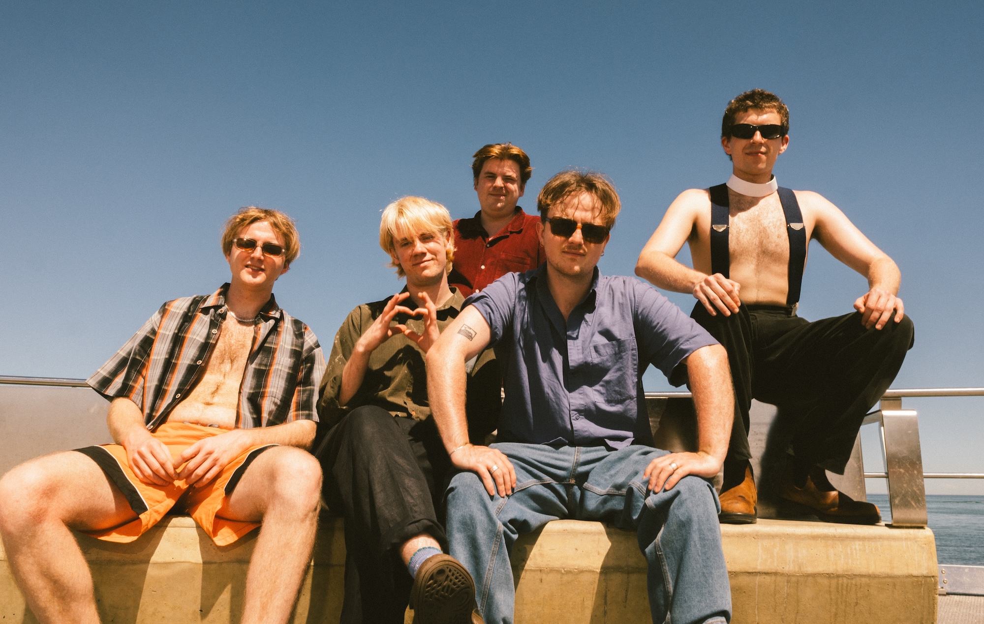 "Вам не трэба шукаць далёка для населеных персанажаў - у жыцці ці ў гэтым запісе"