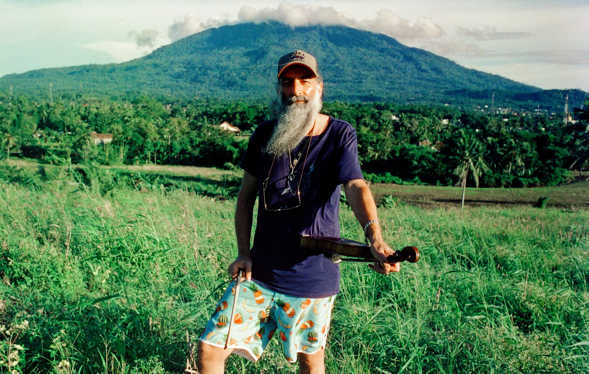 Уорэн Эліс на стварэнне дакументальнага фільма "Парк Эліс", які змяняе жыццё "