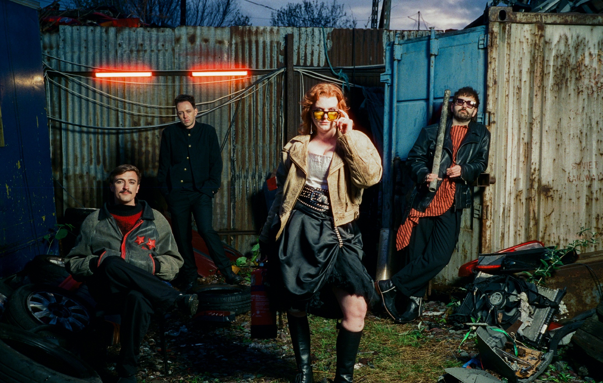 "Усё, што скончылася" Агляд: нядаўна кантраляваная версія запальных дублінскіх рокераў