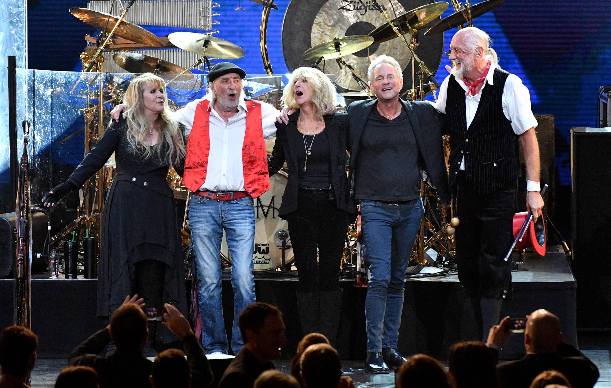 Fleetwood Mac рэагуюць на паведамленні, што яны ўз'яднаюцца для 60 -га дня нараджэння JK Rowling