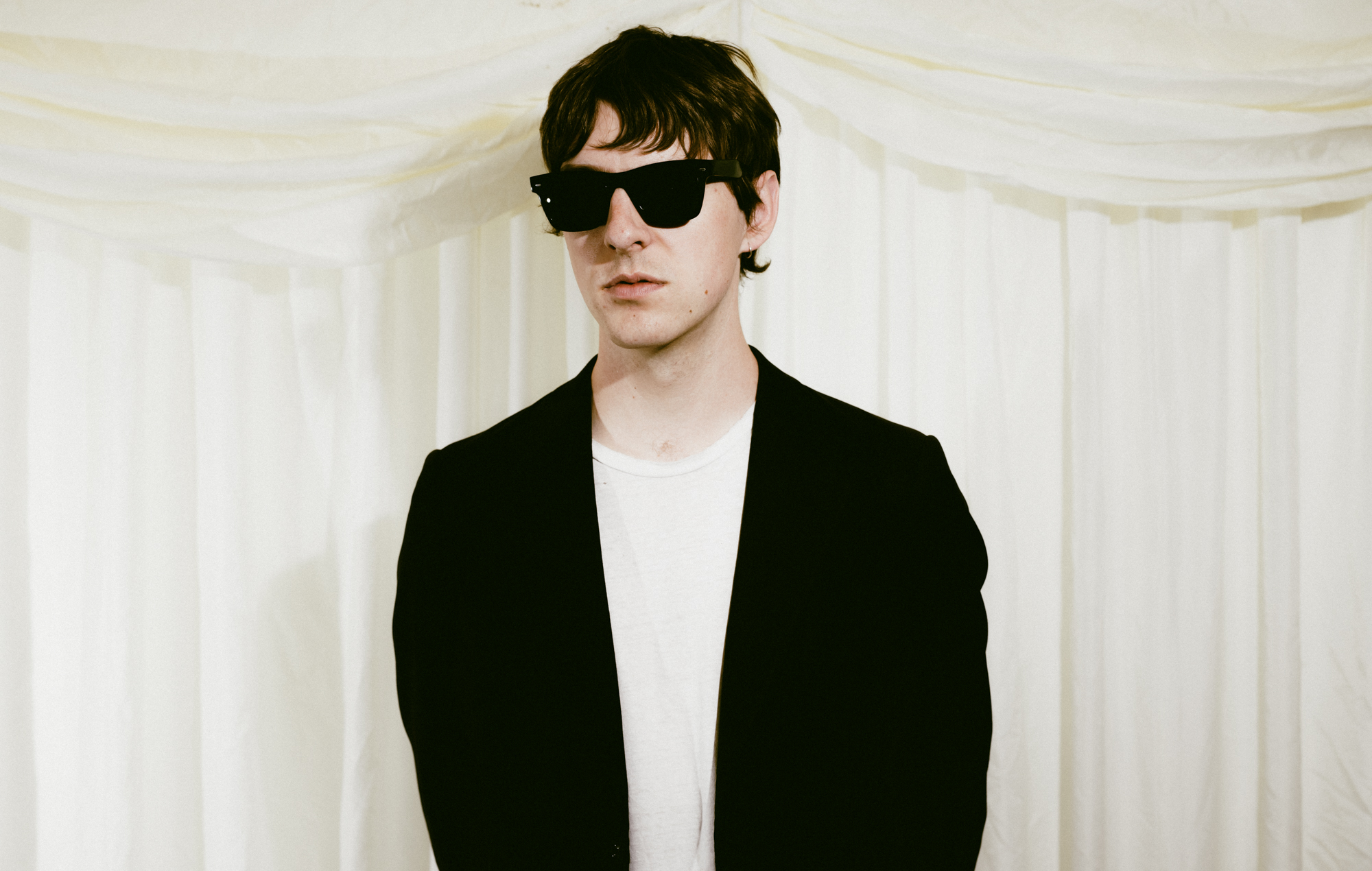 Смеце на Charli XCX, LCD SoundSystem і сэнсе "індзі -Sleaze"