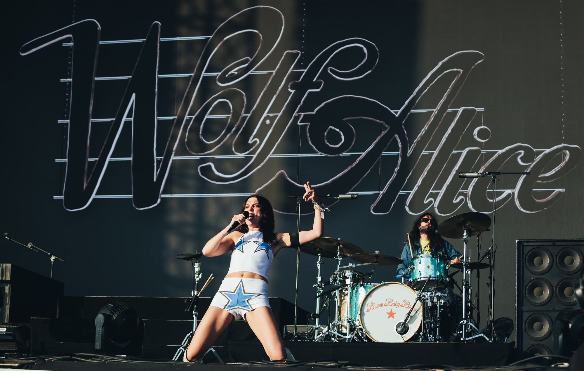 "Не чакайце, пакуль свет дасць вам зялёнае святло, каб зрабіць тое, што ўнутры вас"