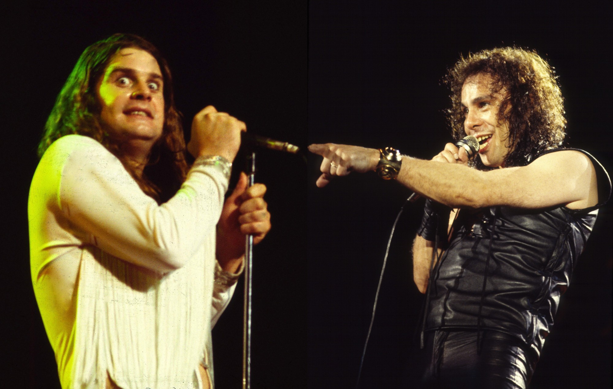 Ozzy "паспрабаваў нанесці ўдар" Роні Джэймс Дыё на іх першай сустрэчы, кажа Шарон Осбурн