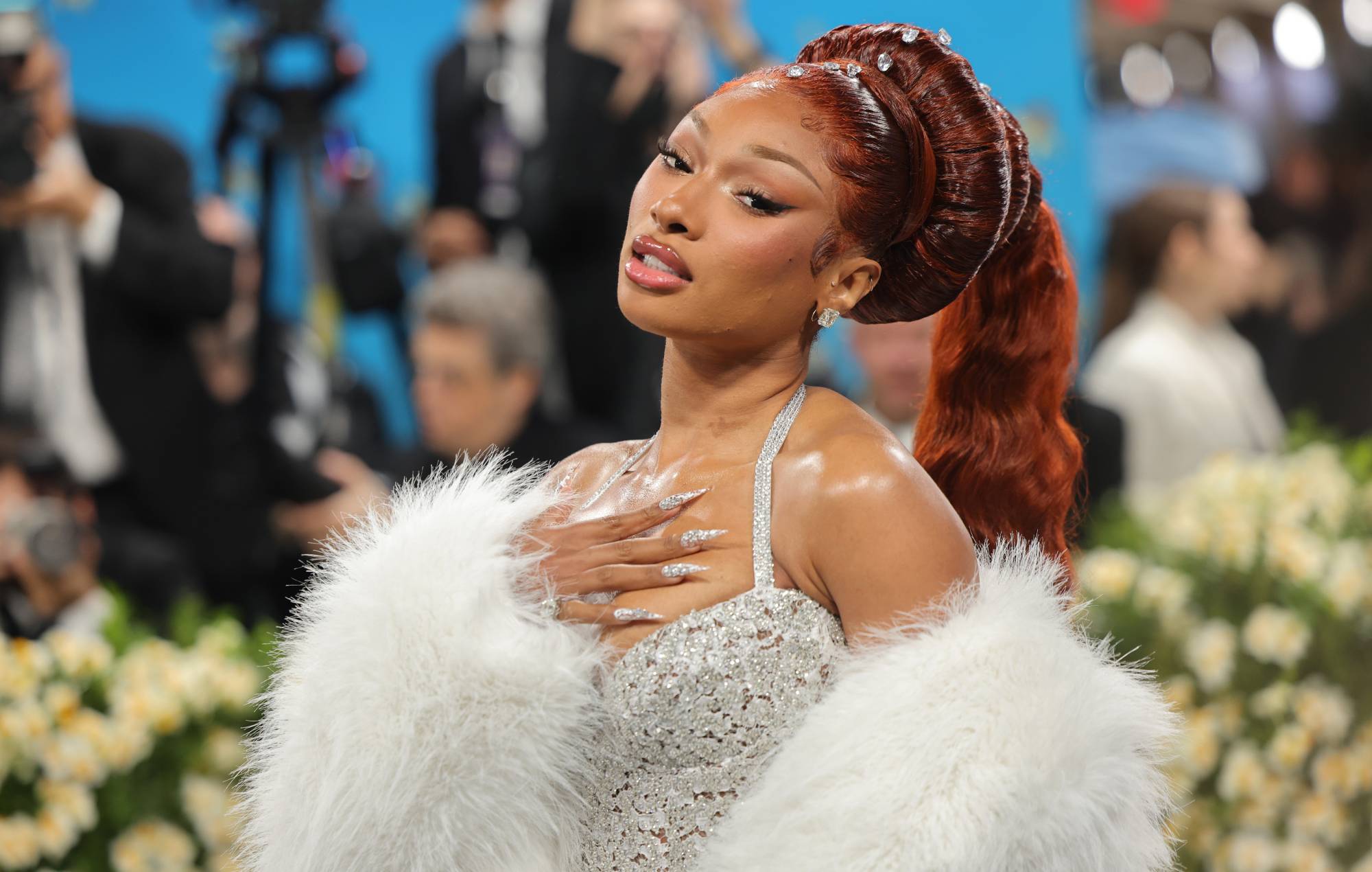 Megan Thee Stallion раздае абеды на Дзень падзякі амаль 2000 сем'ям у Тэхасе