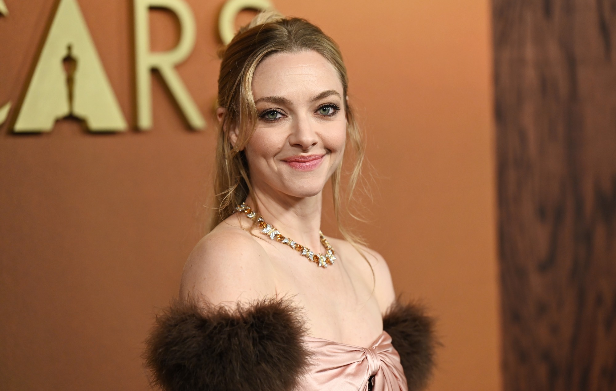 Аманда Сейфрыд хоча Сідні Суіні і Сабрыну Карпентэр для фільма "Mamma Mia 3"