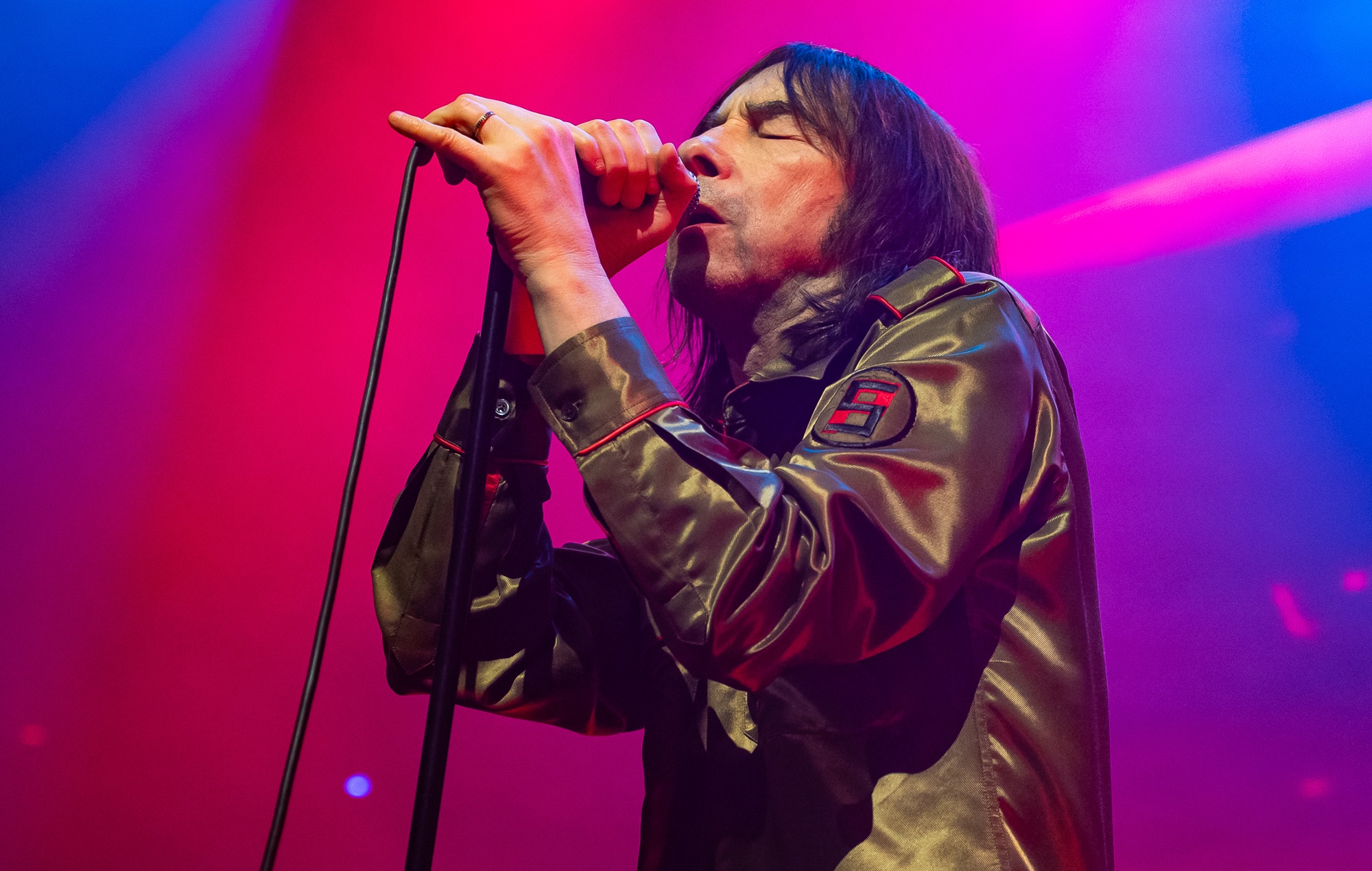 Глядзіце, як Primal Scream святкуе 25-годдзе класічнага "XTRMNTR" у лонданскім Roundhouse