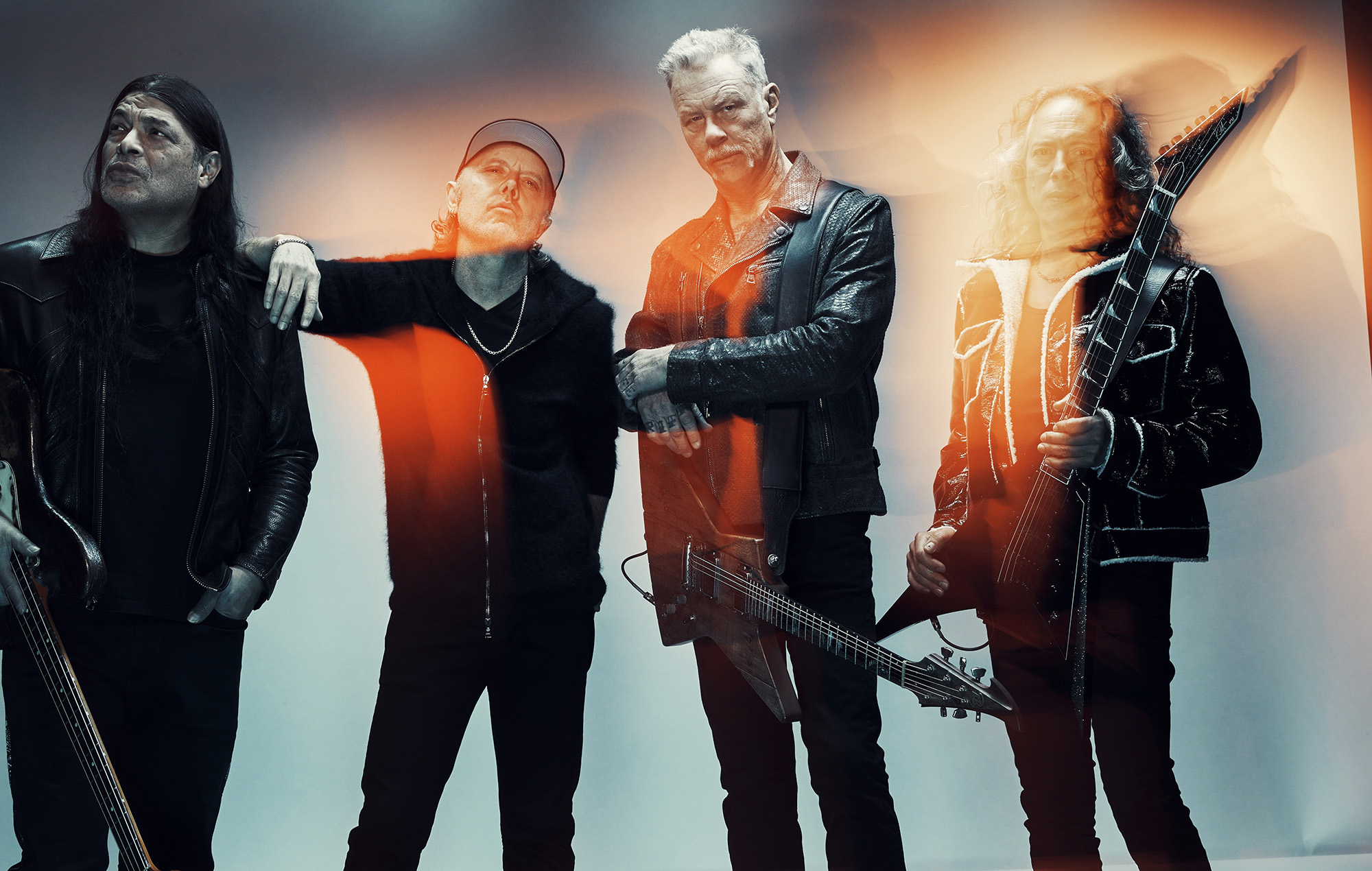 Фанаты Metallica атрымалі пажыццёвую дыскваліфікацыю за ўзыходжанне на акустычную вежу стадыёна