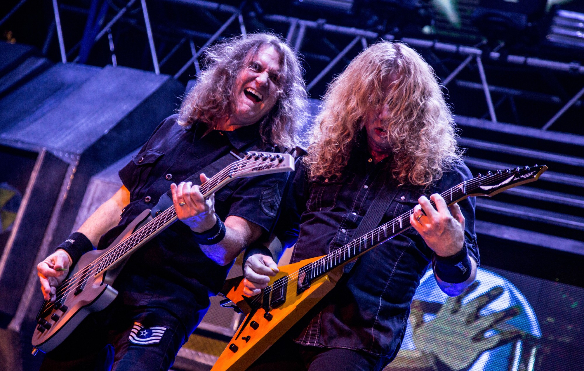 Дэвід Элефсан кажа, што апошні альбом Megadeth "проста не падобны на іх" і больш падобны на "сольны запіс" Дэйва Мастейна
