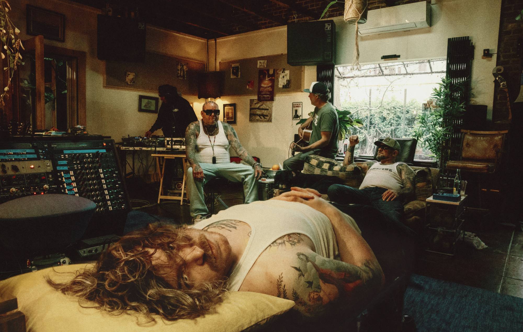 Sublime анансуюць першы за 30 гадоў новы альбом "Until The Sun Explodes"