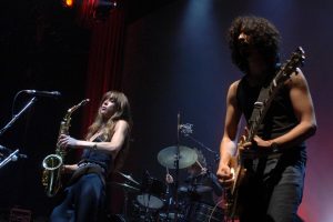 Любоў да музыкі, нянавісць да расізму пасля таго, як былы гітарыст Zutons Боян Чоўдхуры “напаў на банду хлопцаў” у Ліверпулі