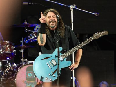 Маленечкае шоу Foo Fighters “Live At St James’ Church” у Дубліне будзе транслявацца па ўсім свеце на гэты Вялікдзень