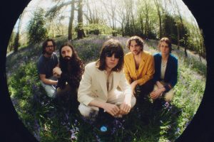 Blossoms вяртаюцца з новым сінглам “Joke About Divorce”