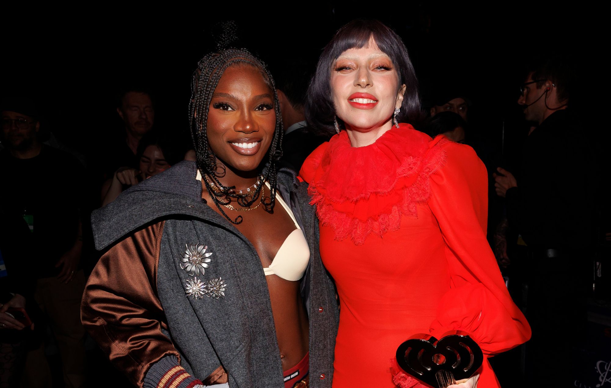 Lady Gaga і Doechii аб'ядналіся для новага непрымірымага сінгла "Runway" з "The Devil Wears Prada 2"