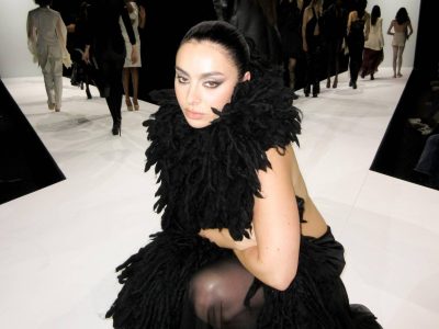 Charli XCX дзеліцца песняй “Playboy Bunny”, панк-сайдам новага сінгла “SS26”