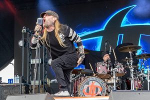 Тур Drowning Pool па Паўднёвай Амерыцы адменены з-за «малых продажаў білетаў», але гурт сцвярджае, што гэта звязана з «лагістыкай»