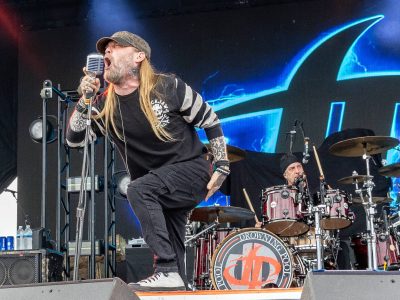Тур Drowning Pool па Паўднёвай Амерыцы адменены з-за «малых продажаў білетаў», але гурт сцвярджае, што гэта звязана з «лагістыкай»