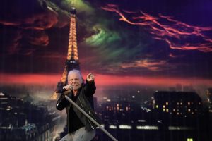 Iron Maiden забараняюць тэлефонную зону для стаяння на Парыжскай арэне