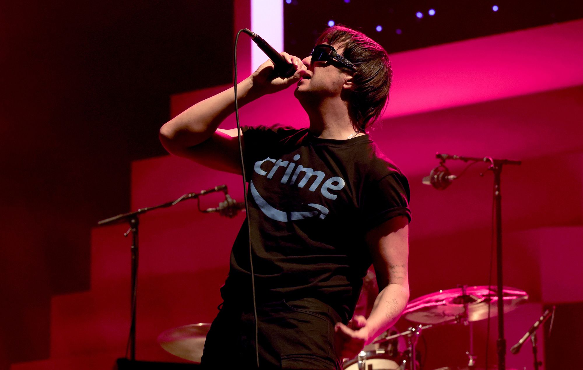 The Strokes адкладаюць выхад новага альбома "Reality Awaits" і анансуюць вялікае нью-ёркскае шоу з Beach House і Fcukers