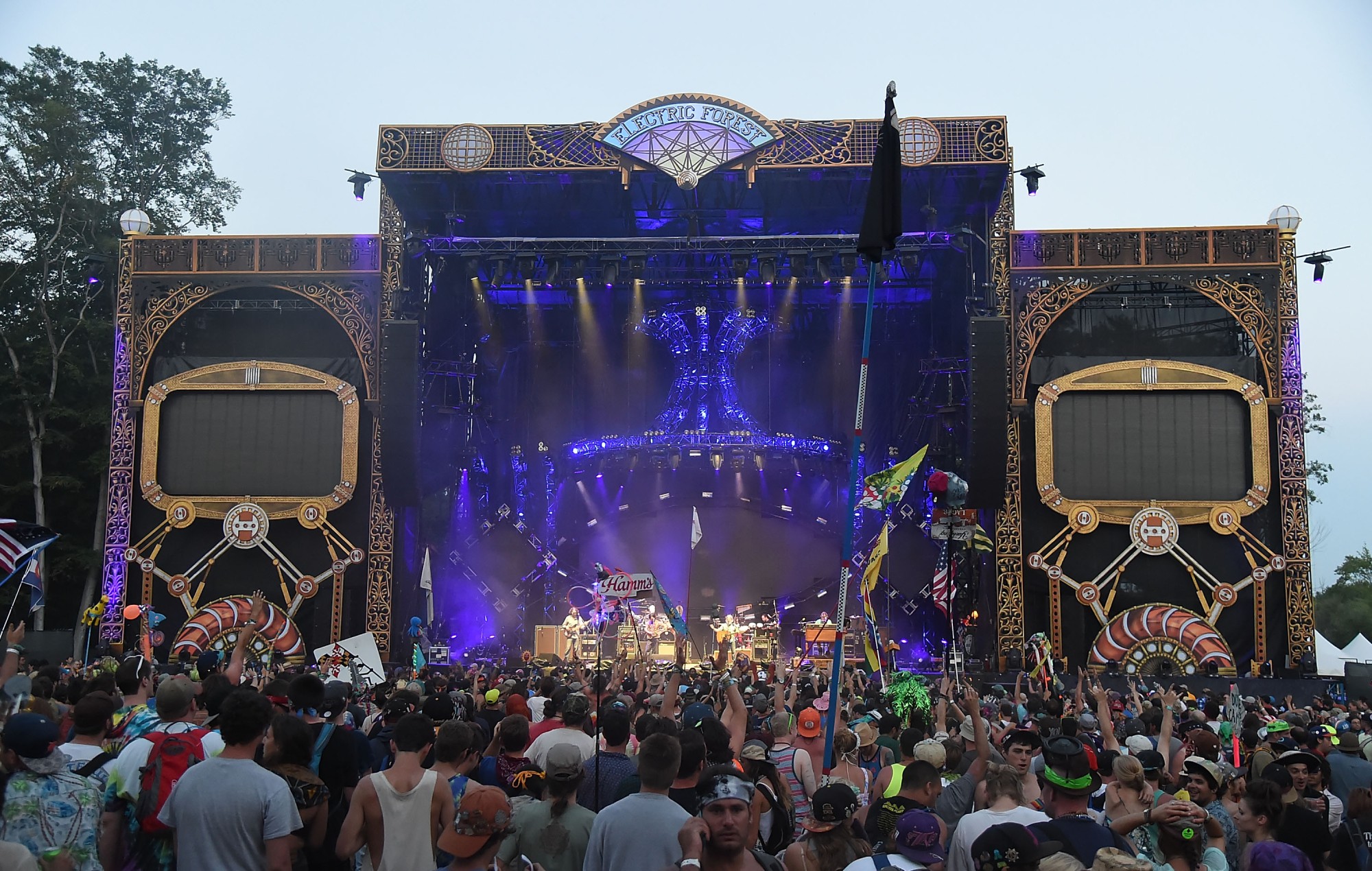 Вядзецца расследаванне пасля таго, як на фестывалі Electric Forest ва ўнітазе знайшлі мёртвае нованароджанае дзіця