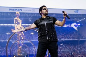 Глядзіце, як The Weeknd пачынае еўрапейскі этап тура “After Hours Til Dawn” у Капенгагене
