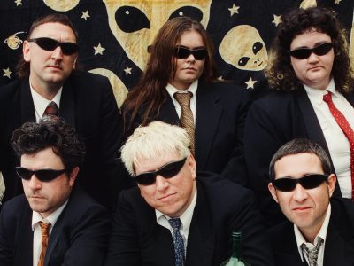 The Mary Wallopers пра «ірландскі выраз» і «цяжэйшы» новы альбом «Paddywhackery»: «Калі б англічане ведалі, што здарылася, яны б не паспяшаліся маршыраваць з крыжамі Святога Георгія»