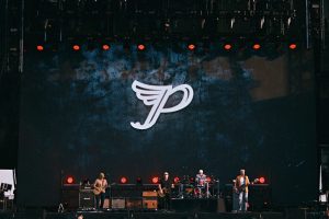 Pixies адказалі Дэйву Гролу, што «Surfer Rosa» «ідэальная»