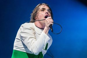 Глядзіце My Chemical Romance DJ на фан-вечарыне Wembley – з “дзіўнай” заключнай песняй Джэрарда Ўэя