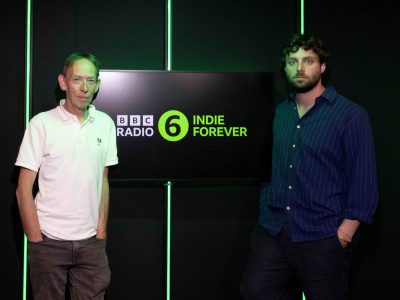 Новая трансляцыя BBC 6 Music “Indie Forever” пачнецца з шоу Фелікса Уайта з The Maccabees і іншых